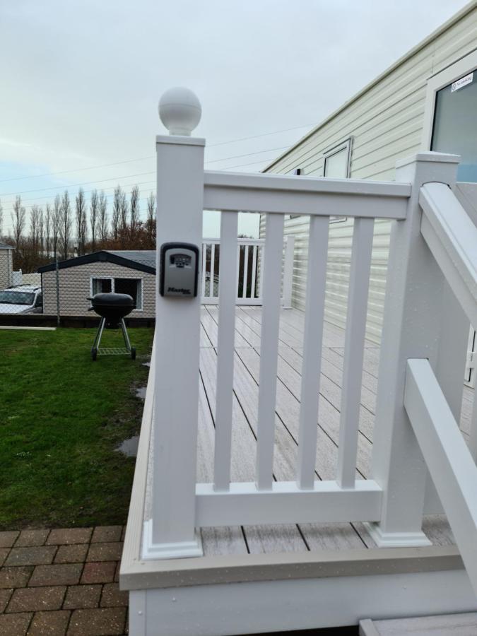 Escape City Caravan Lytchett Minster Ngoại thất bức ảnh