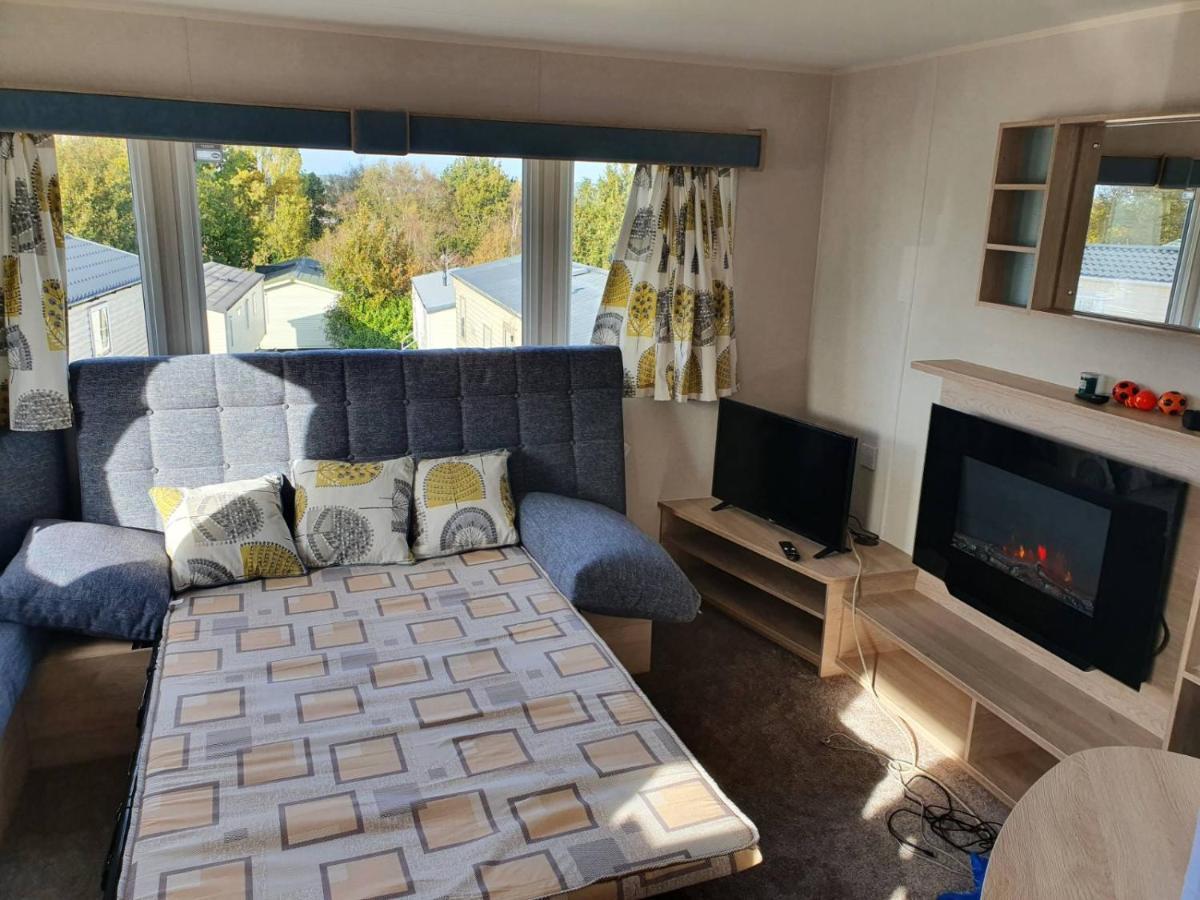Escape City Caravan Lytchett Minster Ngoại thất bức ảnh